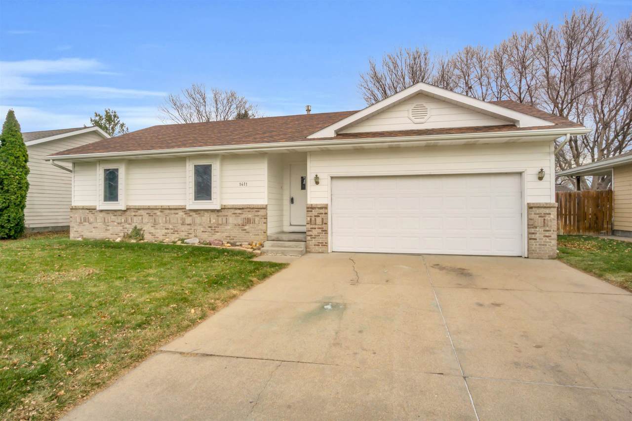 1411 13th Avenue - Photo 1