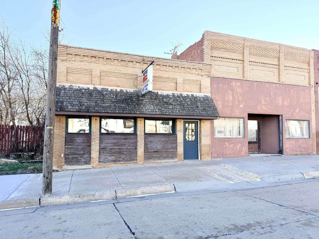 754 Broad Street - Photo 1