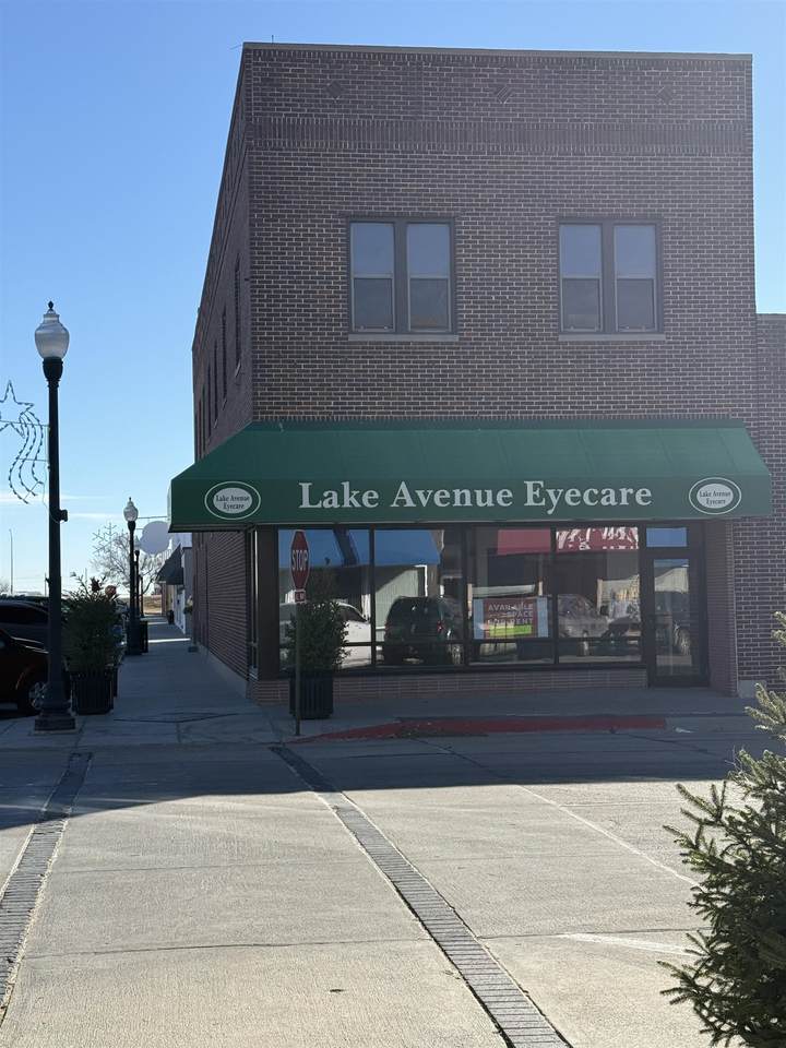 829 Lake Avenue - Photo 1