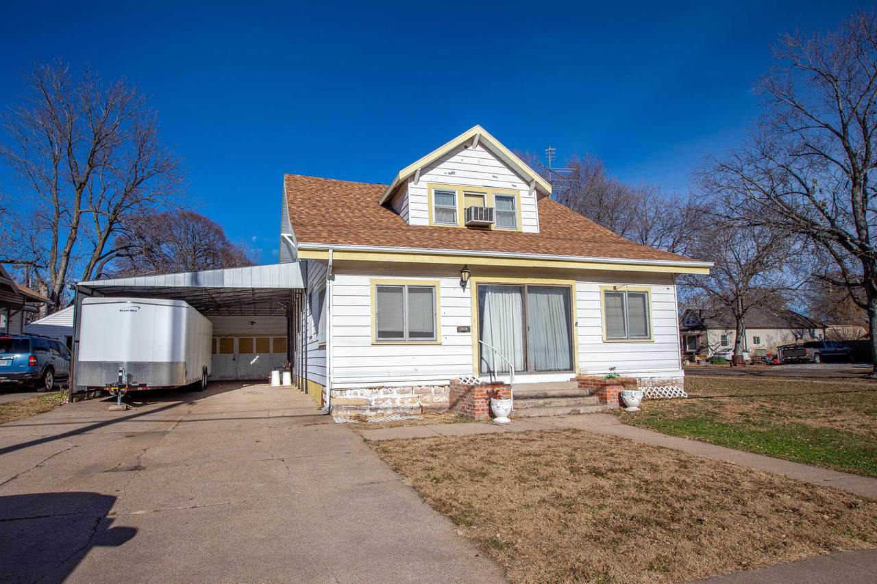 1330 7th Street - Photo 1