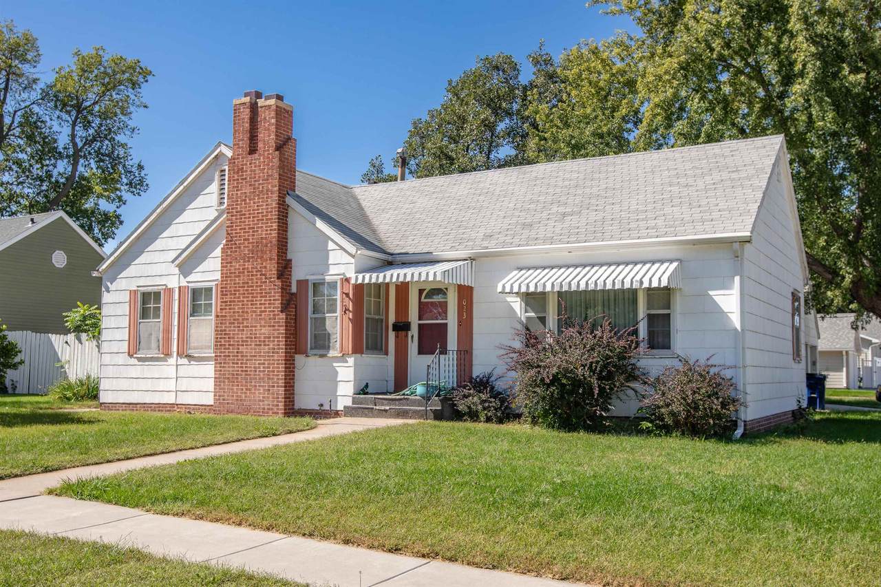 1023 Hancock Street - Photo 1