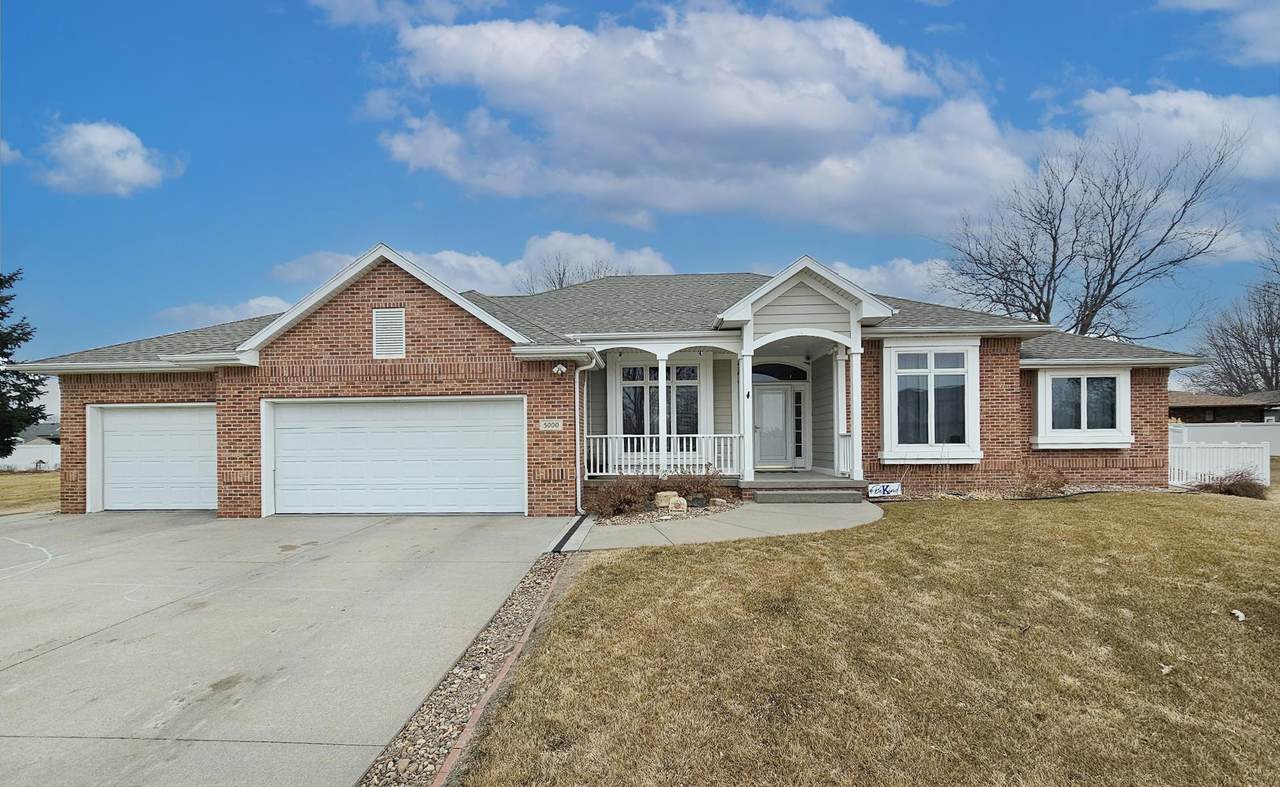 5000 F Avenue Place - Photo 1