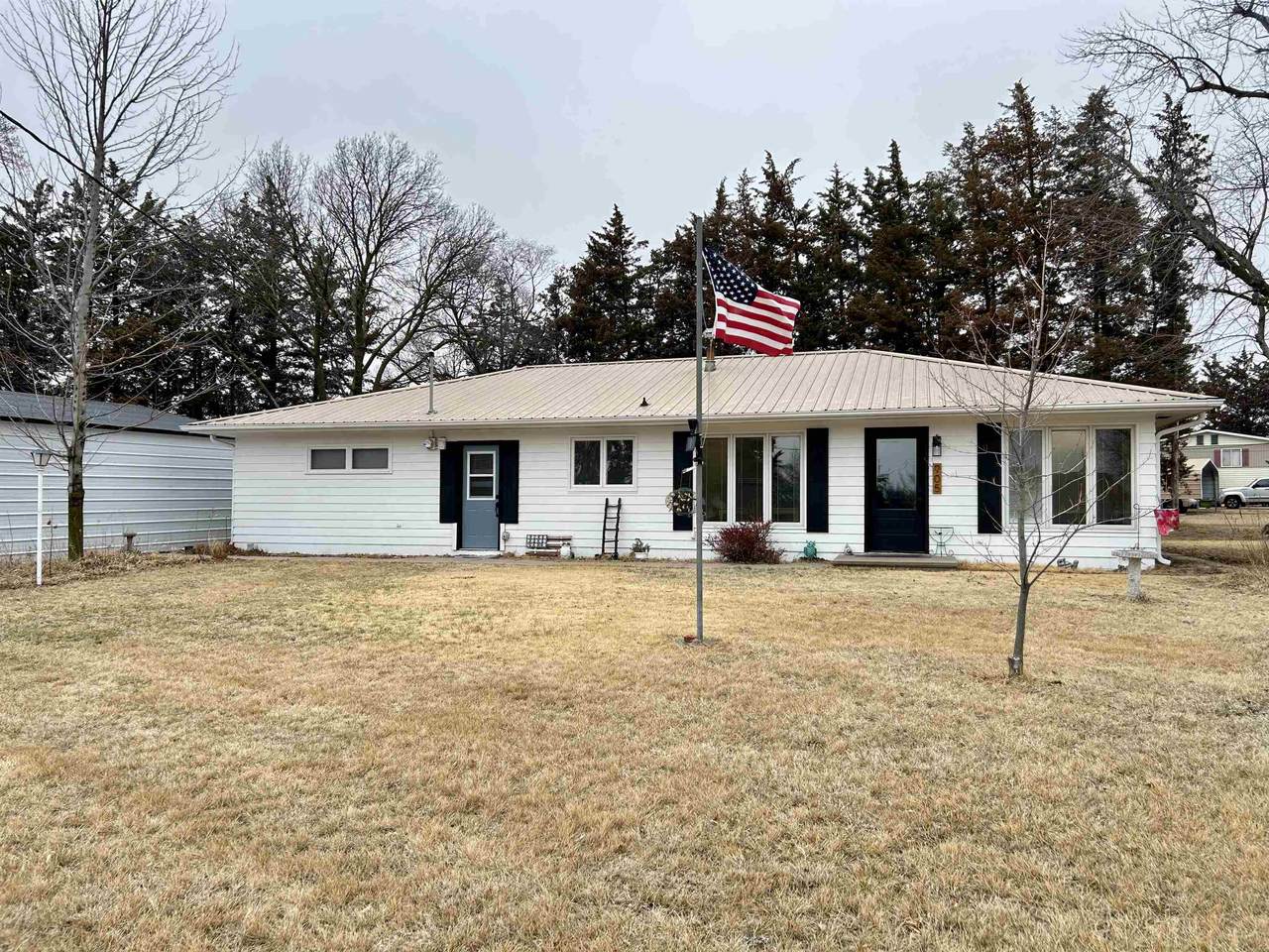905 Franklin Street - Photo 1