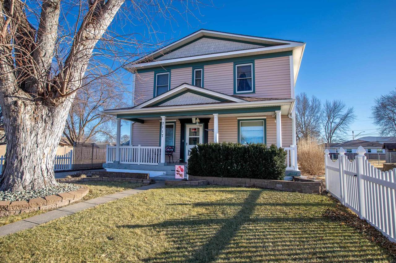 2117 13th Street - Photo 1