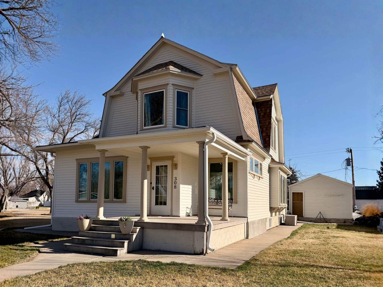 308 Morse Street - Photo 1