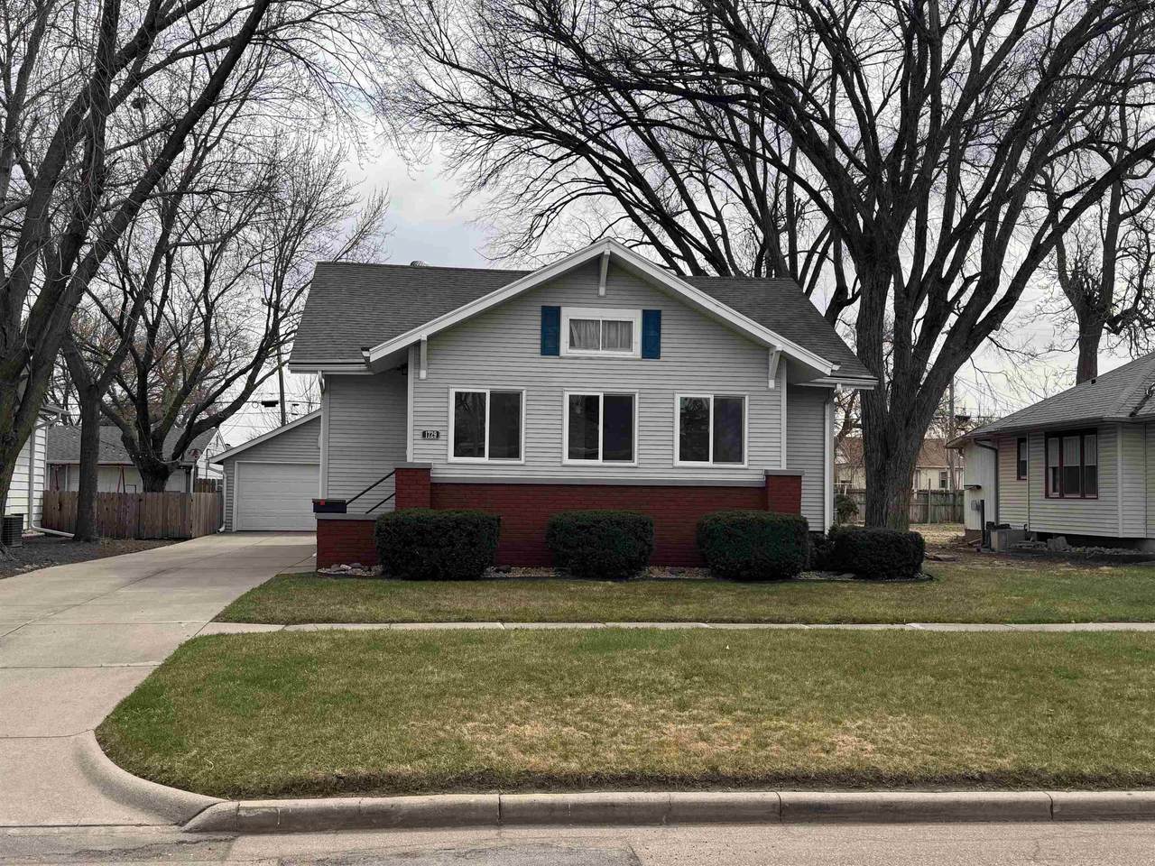 1729 4th Street - Photo 1