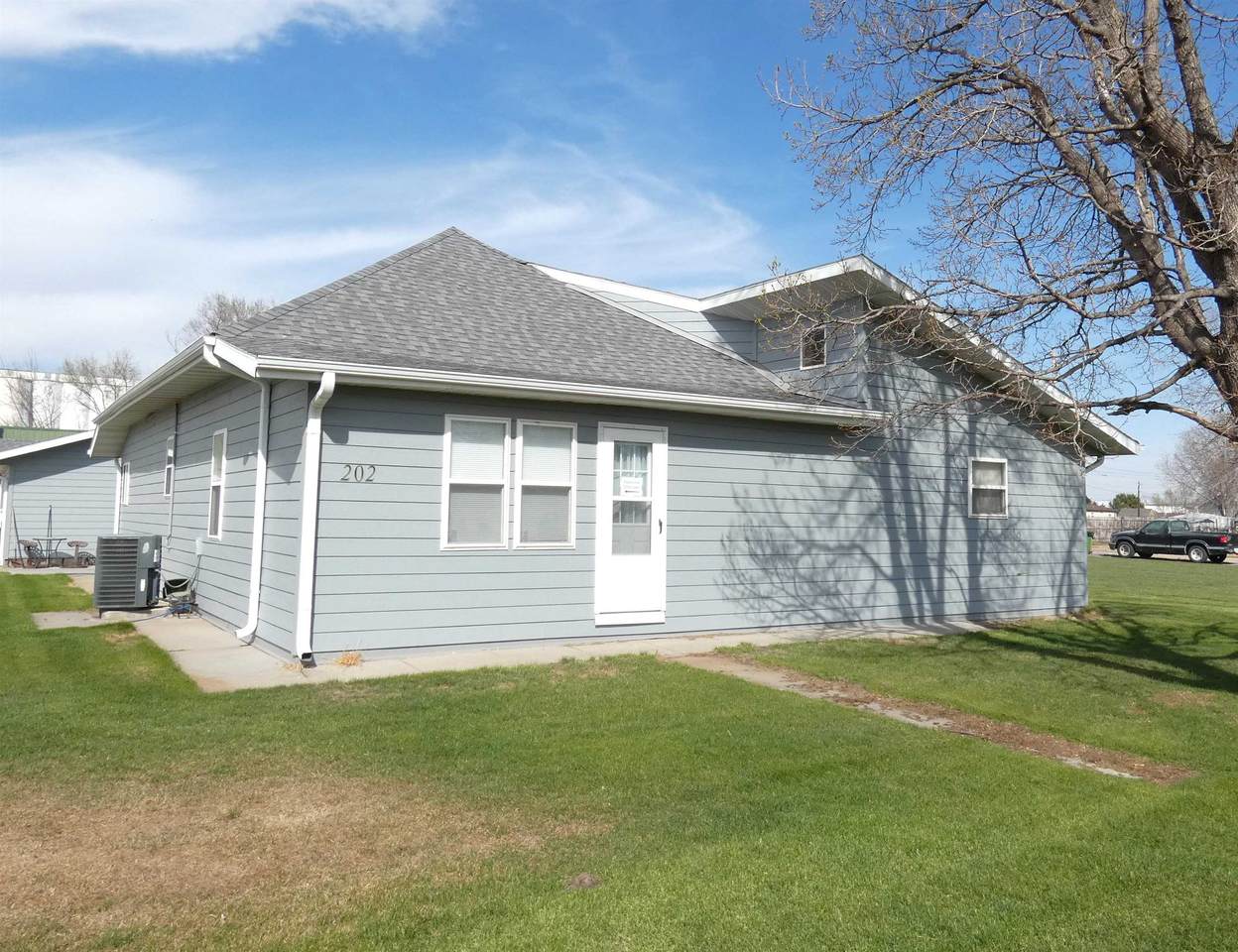 202 5th Street - Photo 1