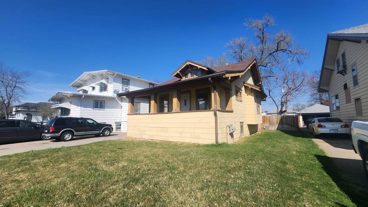 307 Sycamore Street - Photo 1