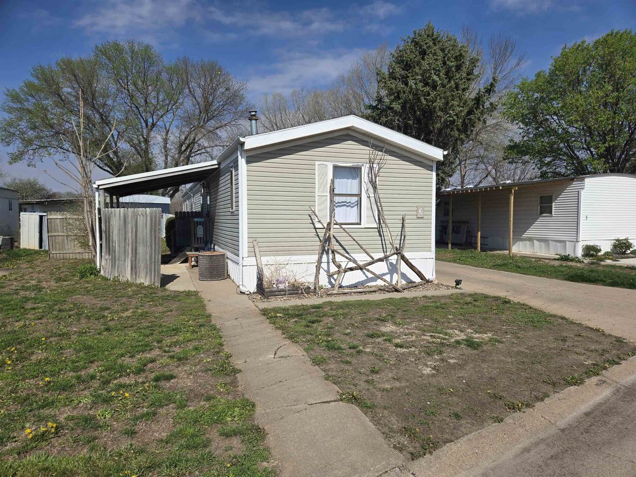 6 Maywood Drive - Photo 1