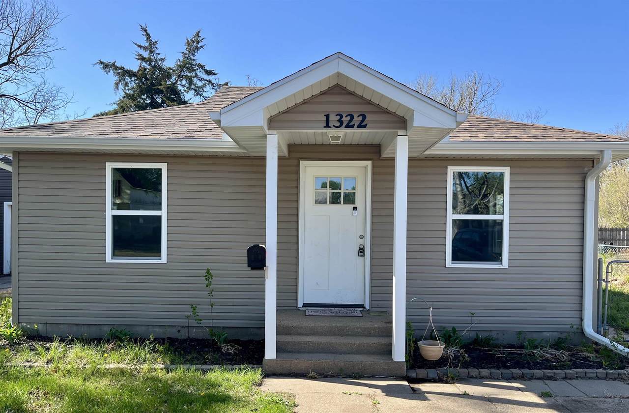 1322 7th Avenue - Photo 1