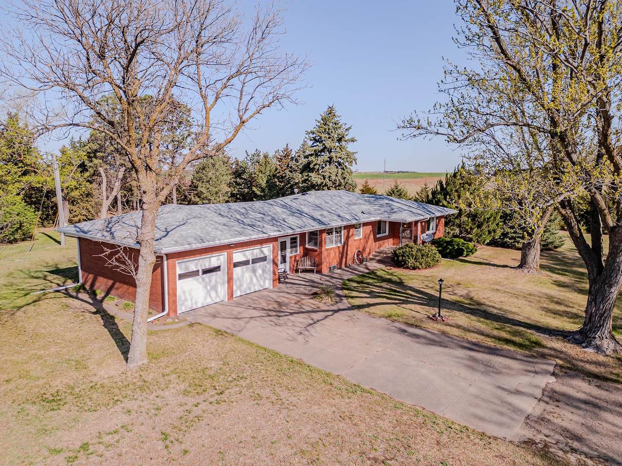 53015 Highway 2 - Photo 1