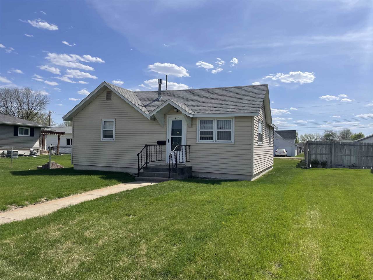 817 Jefferson Street - Photo 1