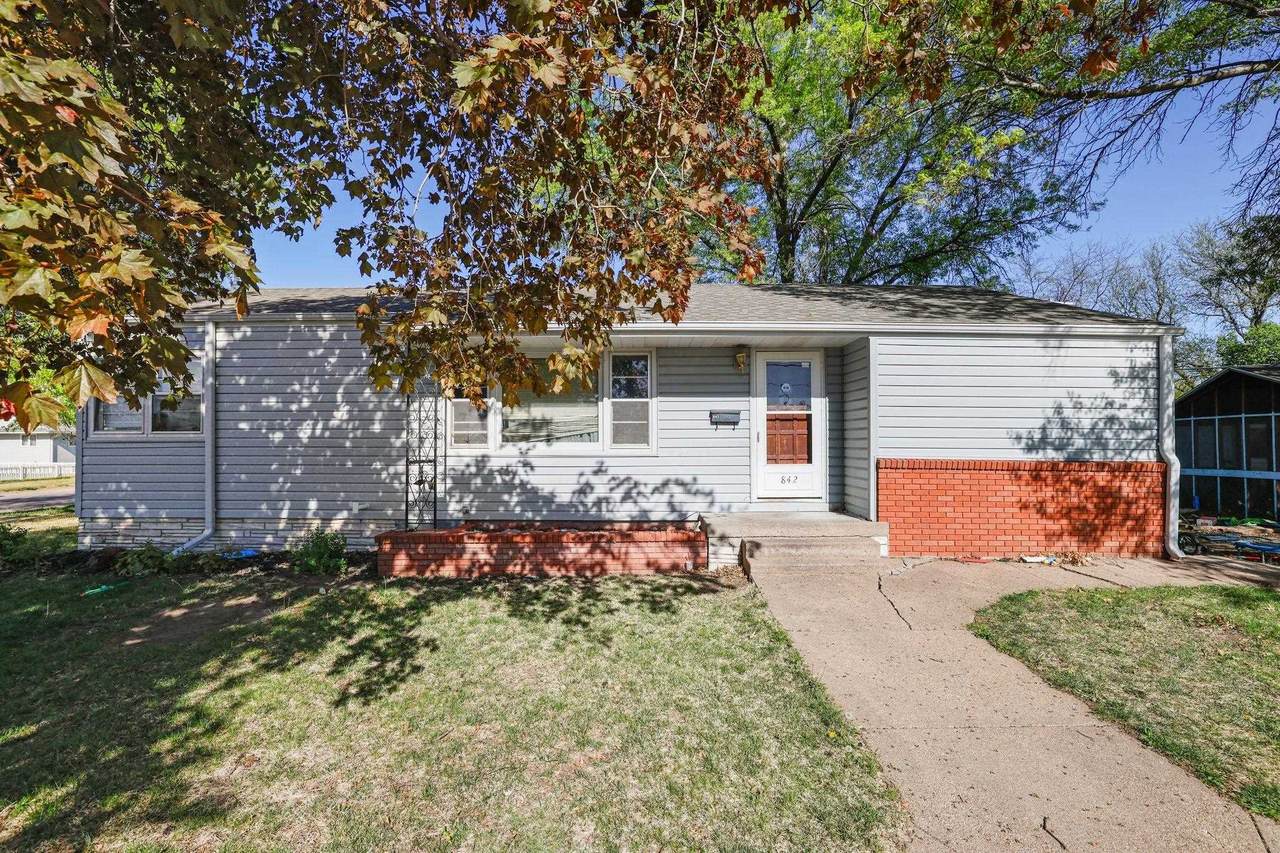 842 Washington Avenue - Photo 1