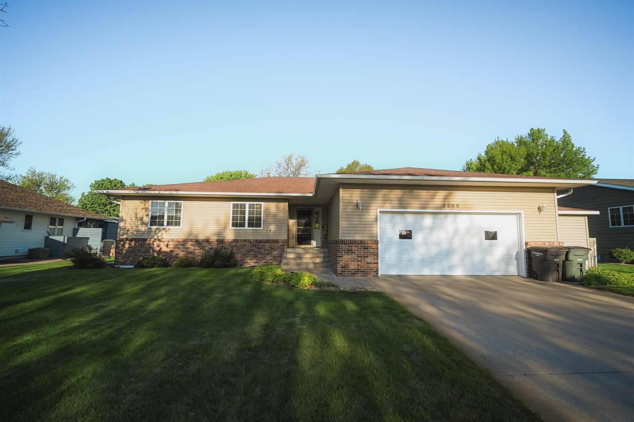 3205 Lake Park Lane - Photo 1