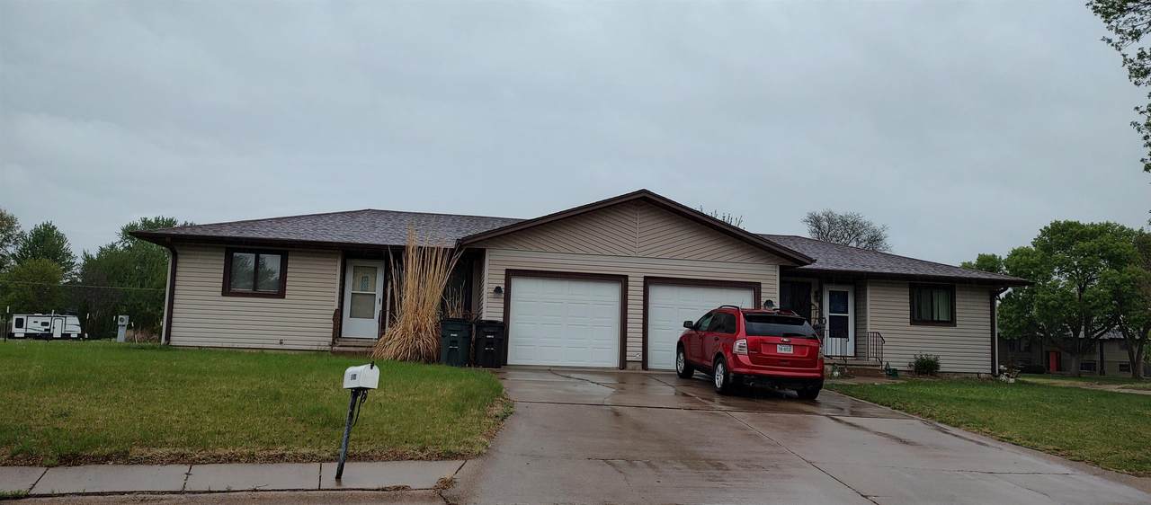 1103-1105 6th Street - Photo 1