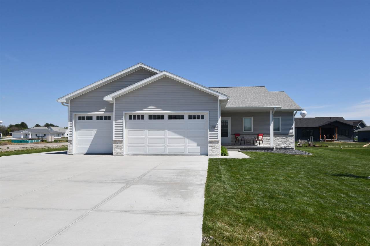 708 C Avenue - Photo 1