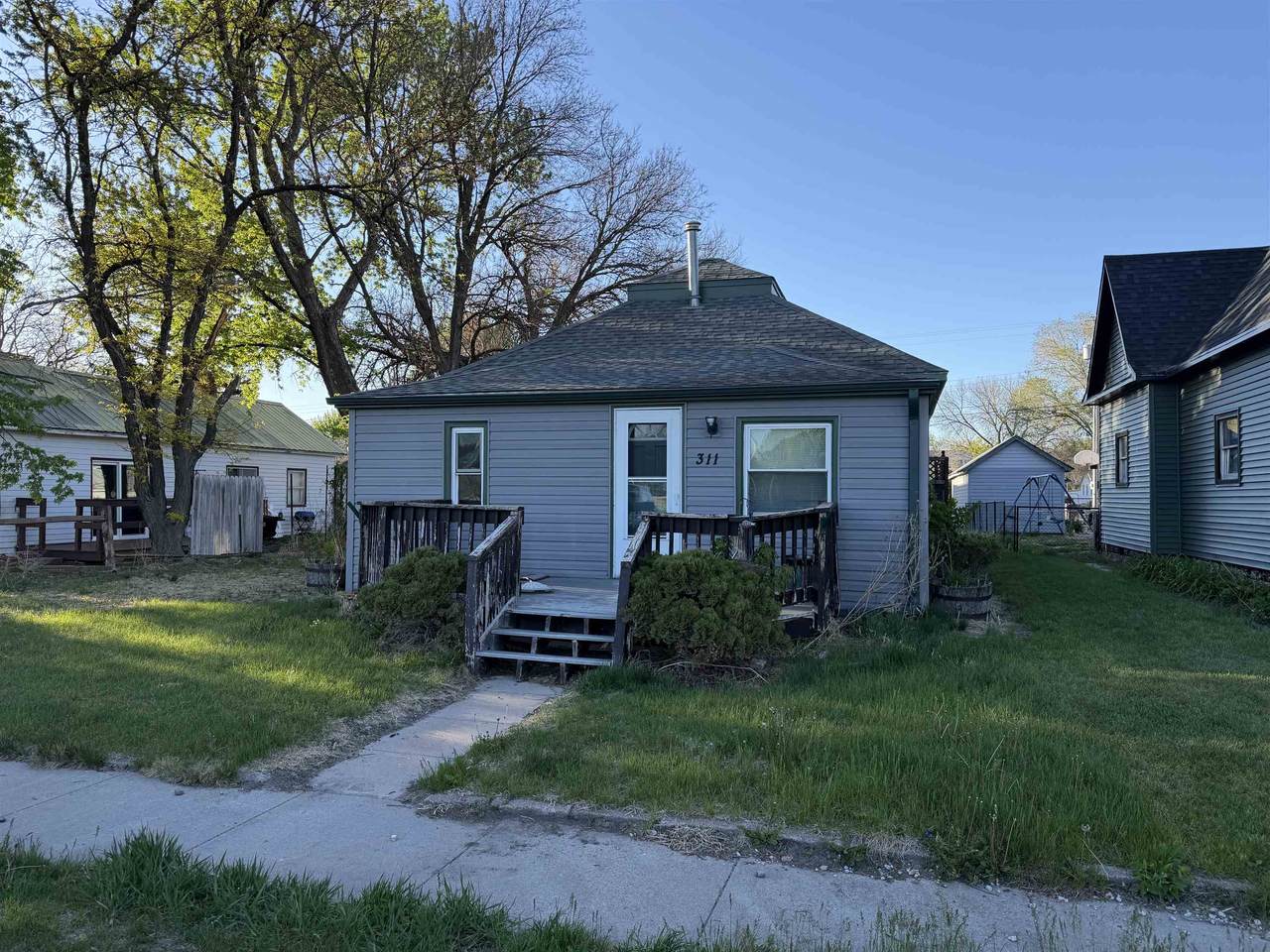 311 Cedar Street - Photo 1