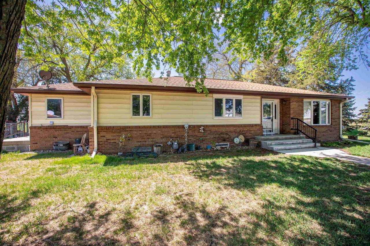 18355 Sundown Road - Photo 1