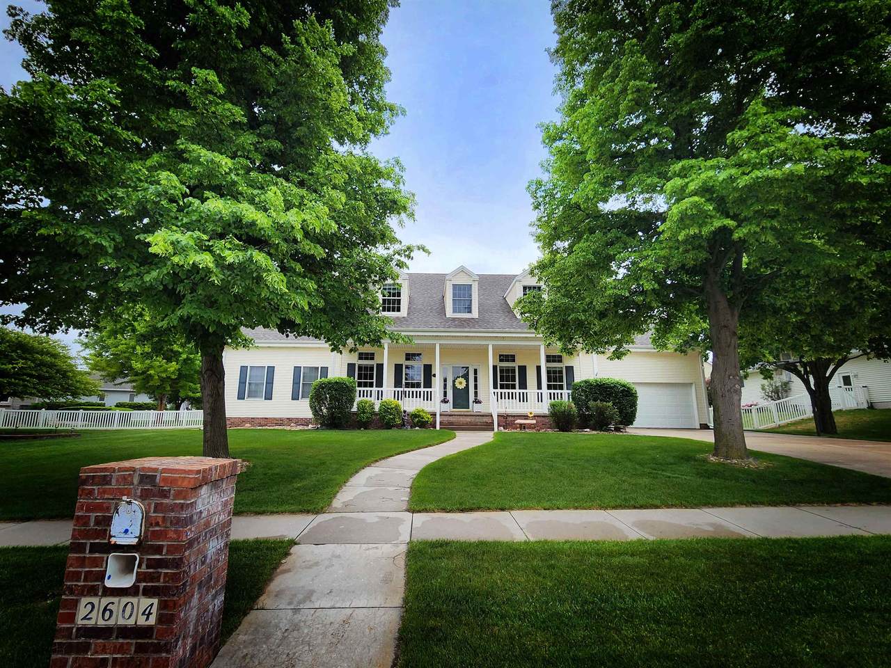 2604 44th Street - Photo 1