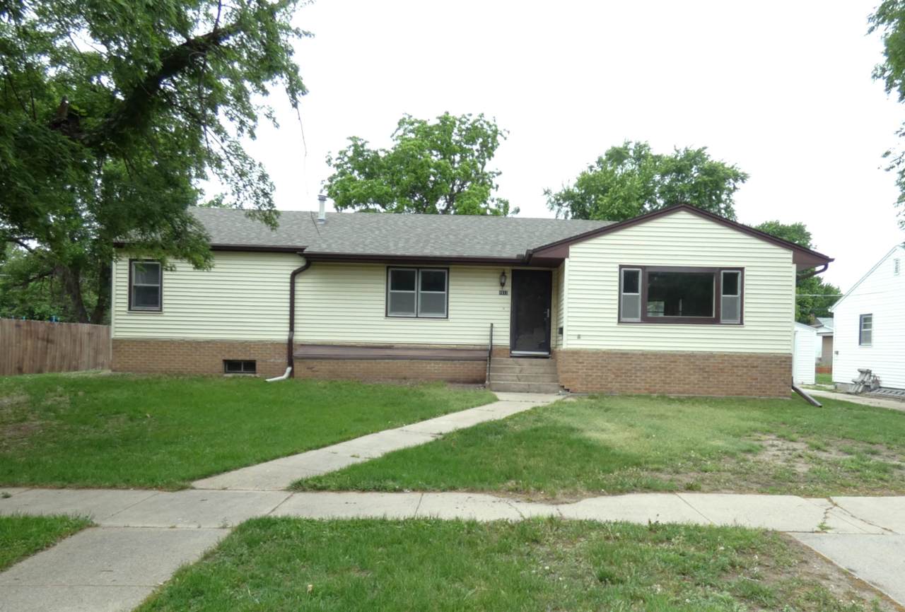 1612 7th Avenue - Photo 1