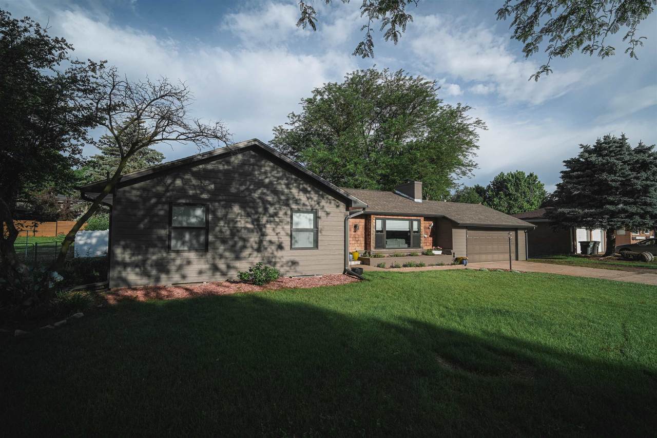 1301 Pershing Road - Photo 1