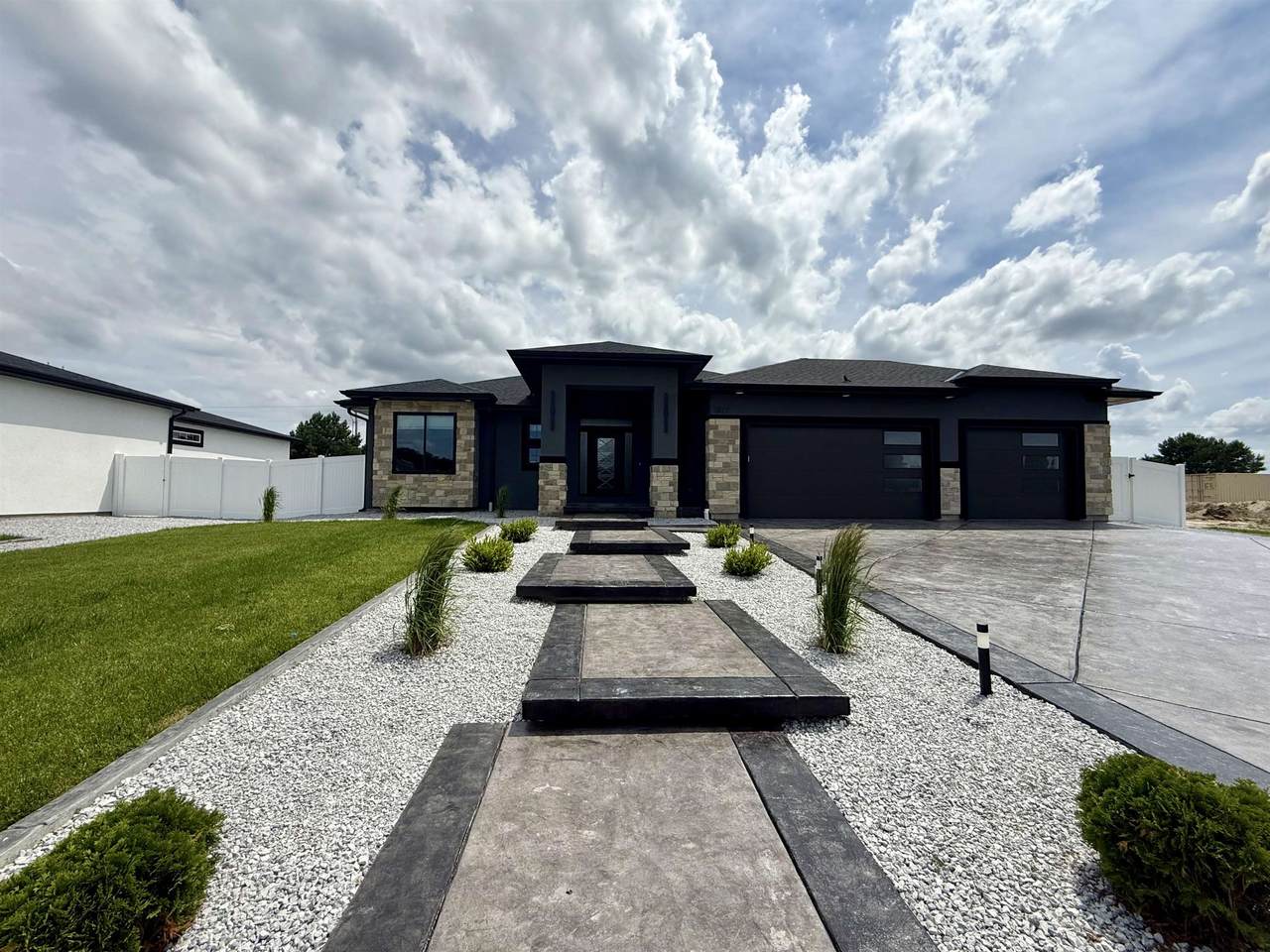 1017 Madden Road - Photo 1