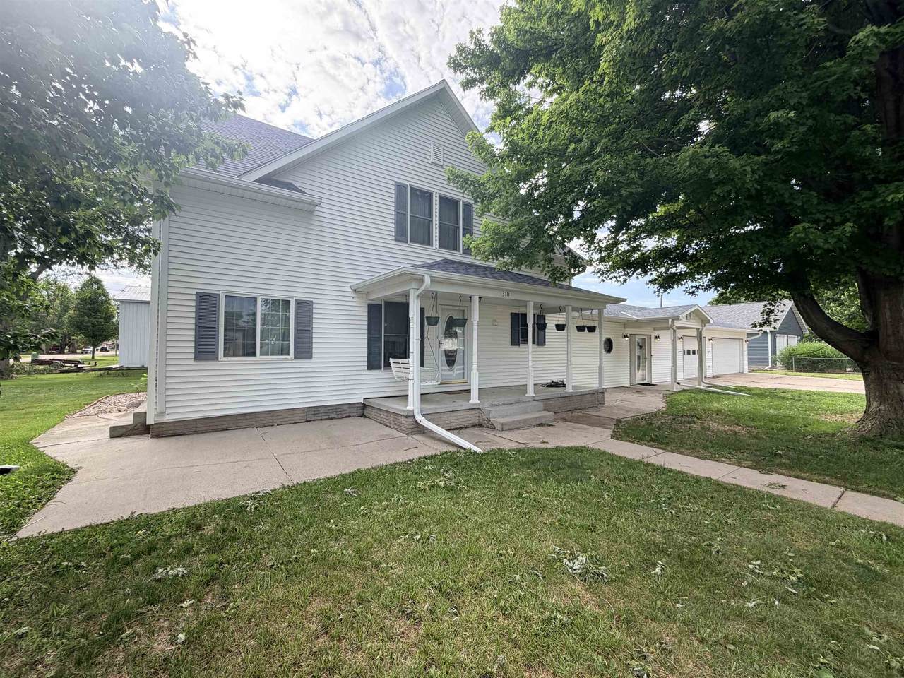 310 Brooks Avenue - Photo 1