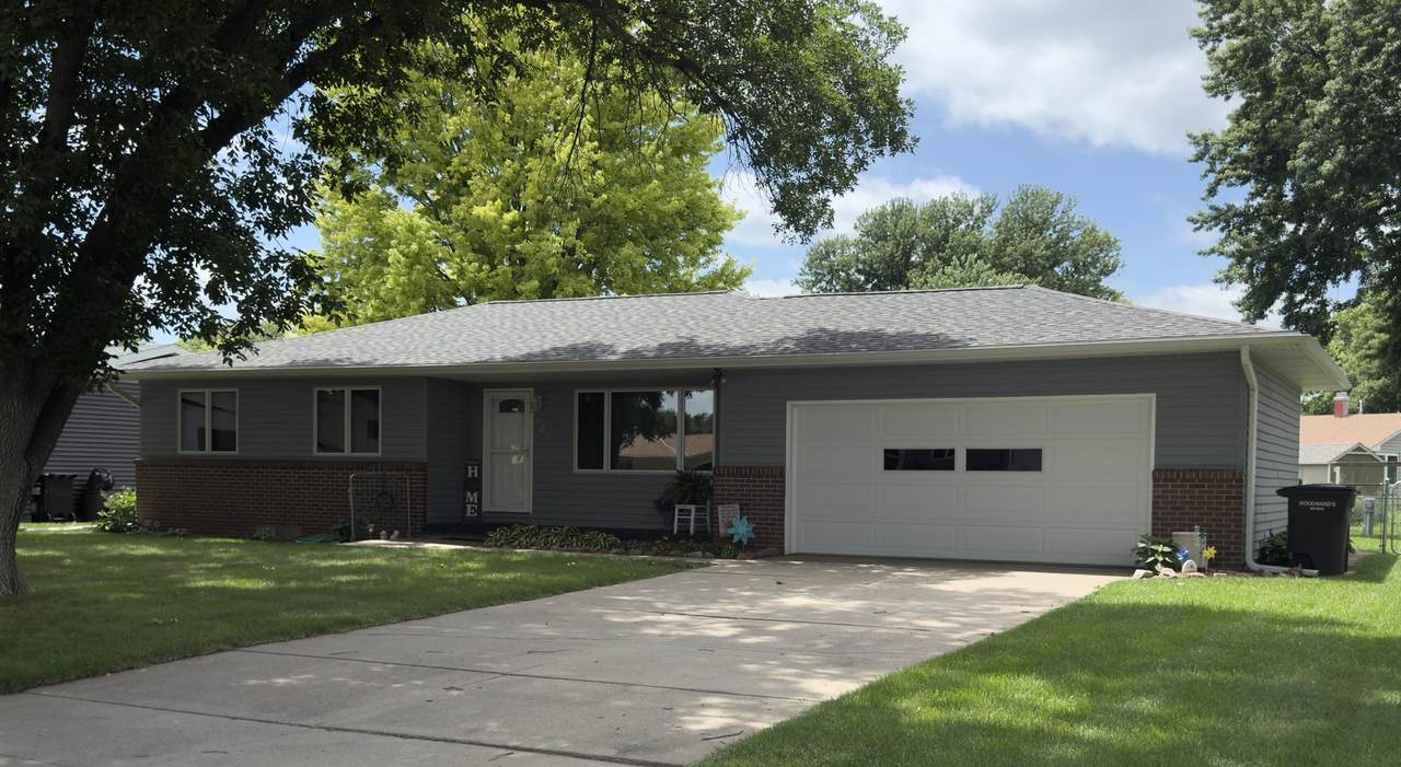 727 Valley Chase Avenue - Photo 1