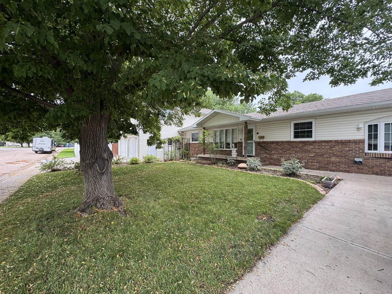 715 Joehnck Road - Photo 1