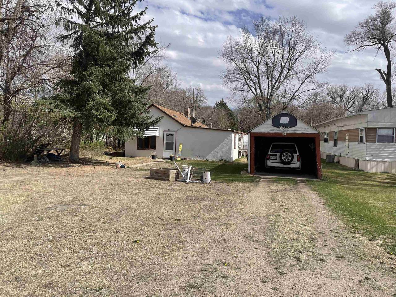 217 Locust Street - Photo 1