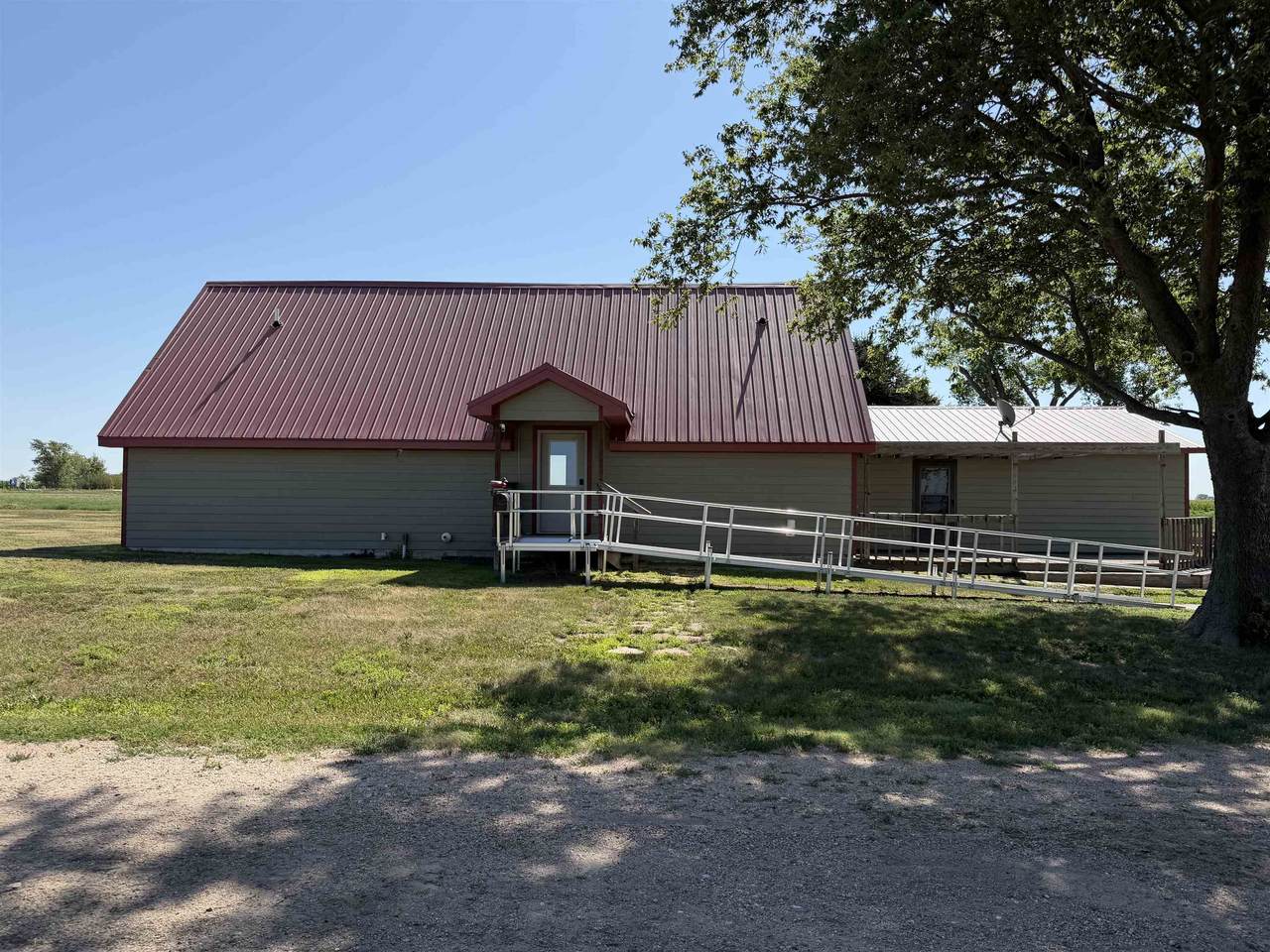 12260 739 Road - Photo 1