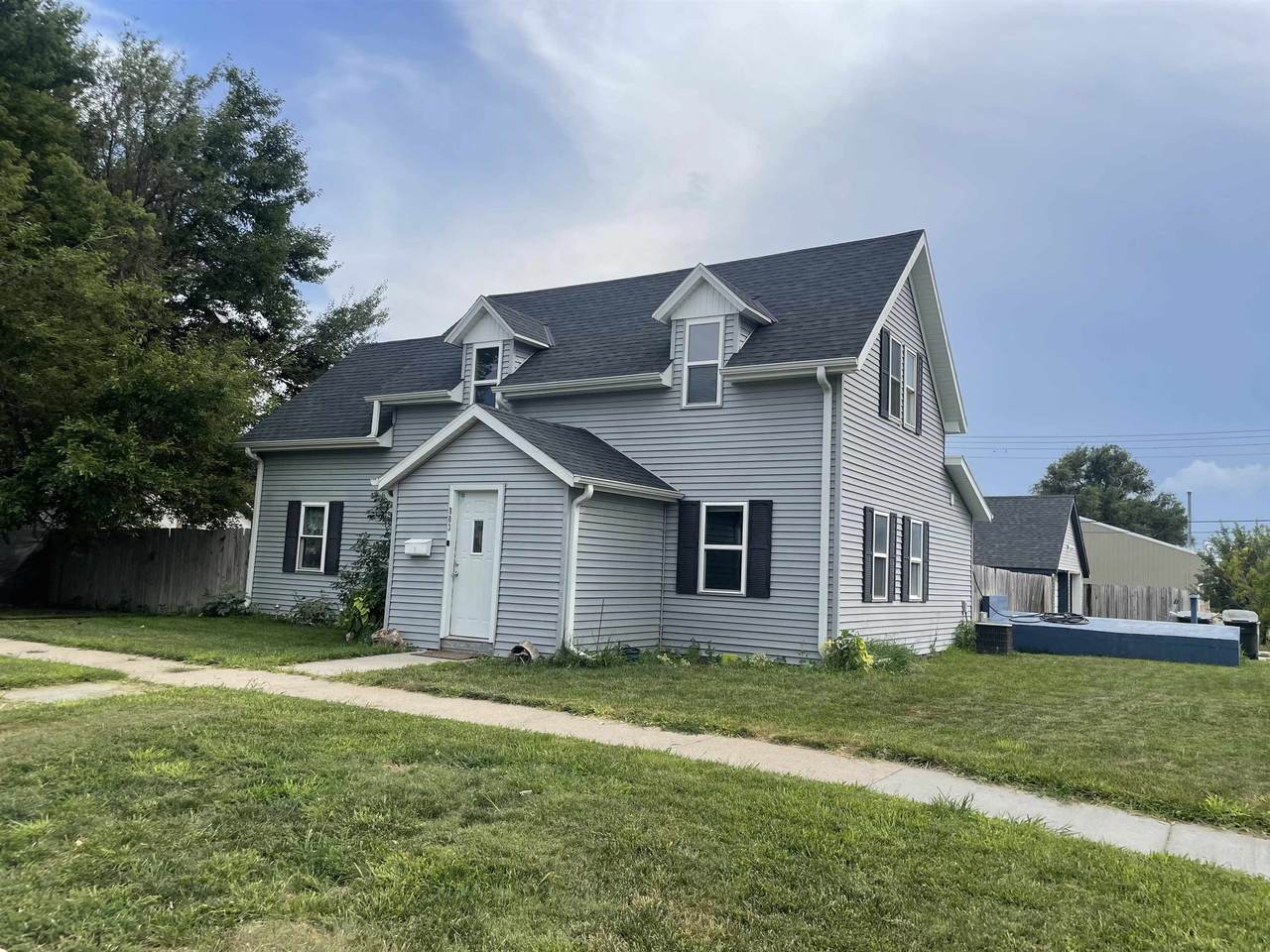 803 10th Street - Photo 1