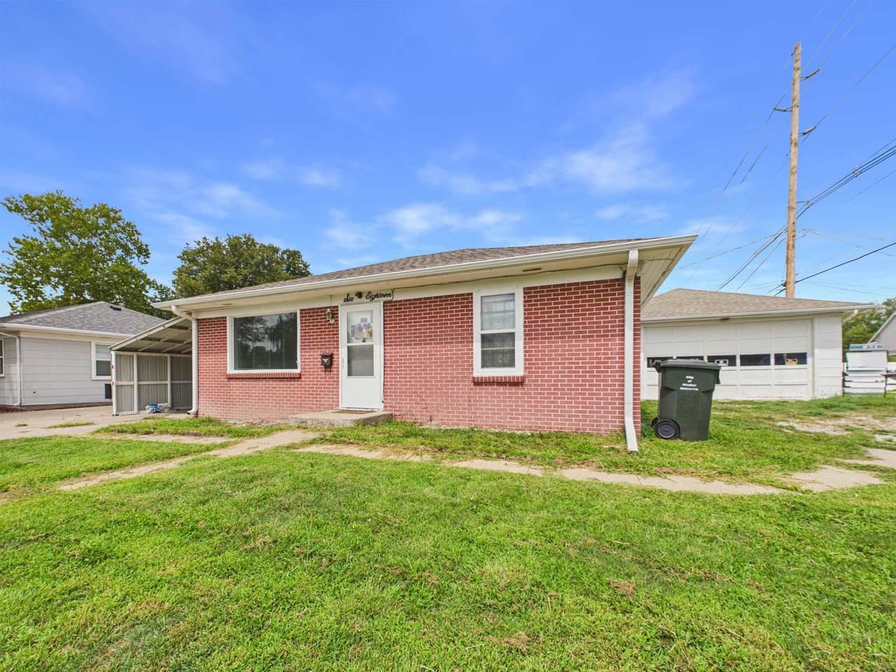 618 1st Street - Photo 1