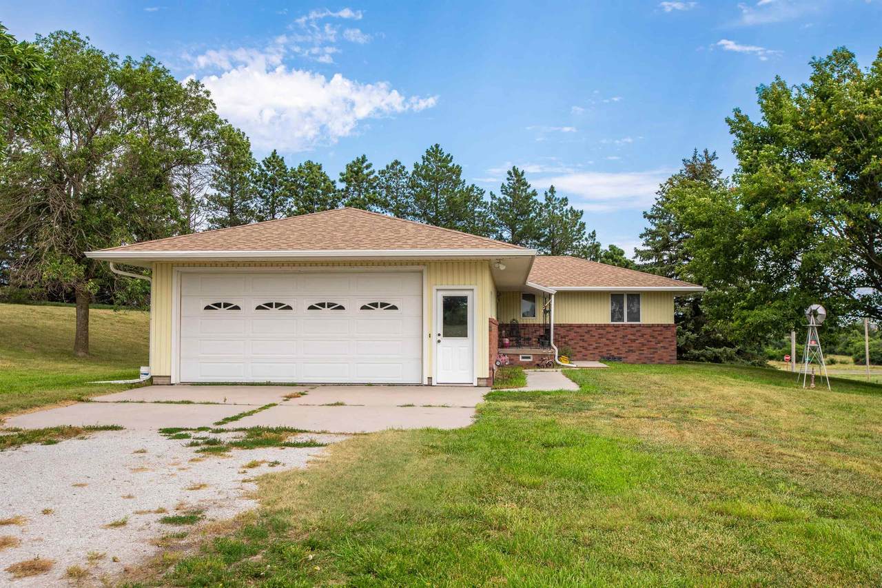 12080 Antioch Avenue - Photo 1