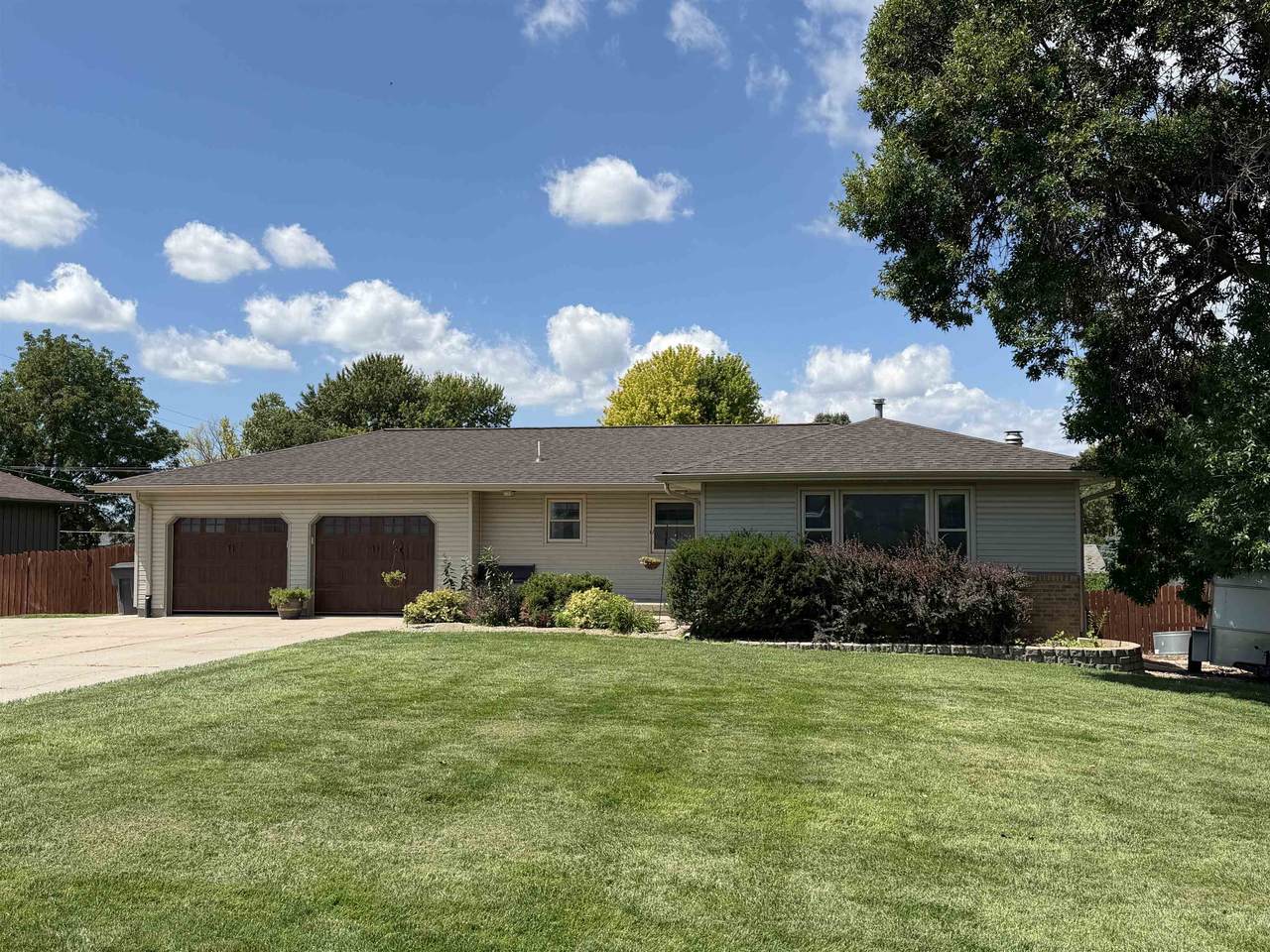 315 Northview Drive - Photo 1