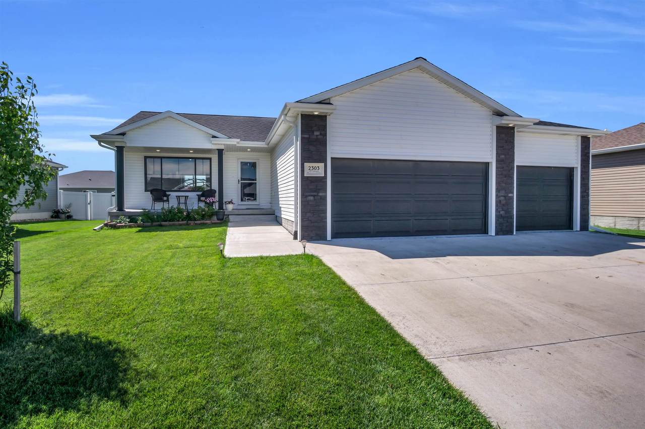 2303 37th Street - Photo 1