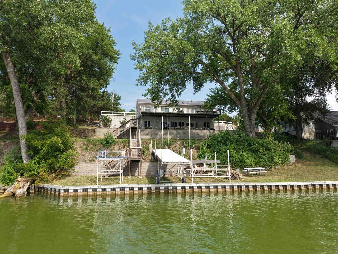 40 Lakeview Road - Photo 1