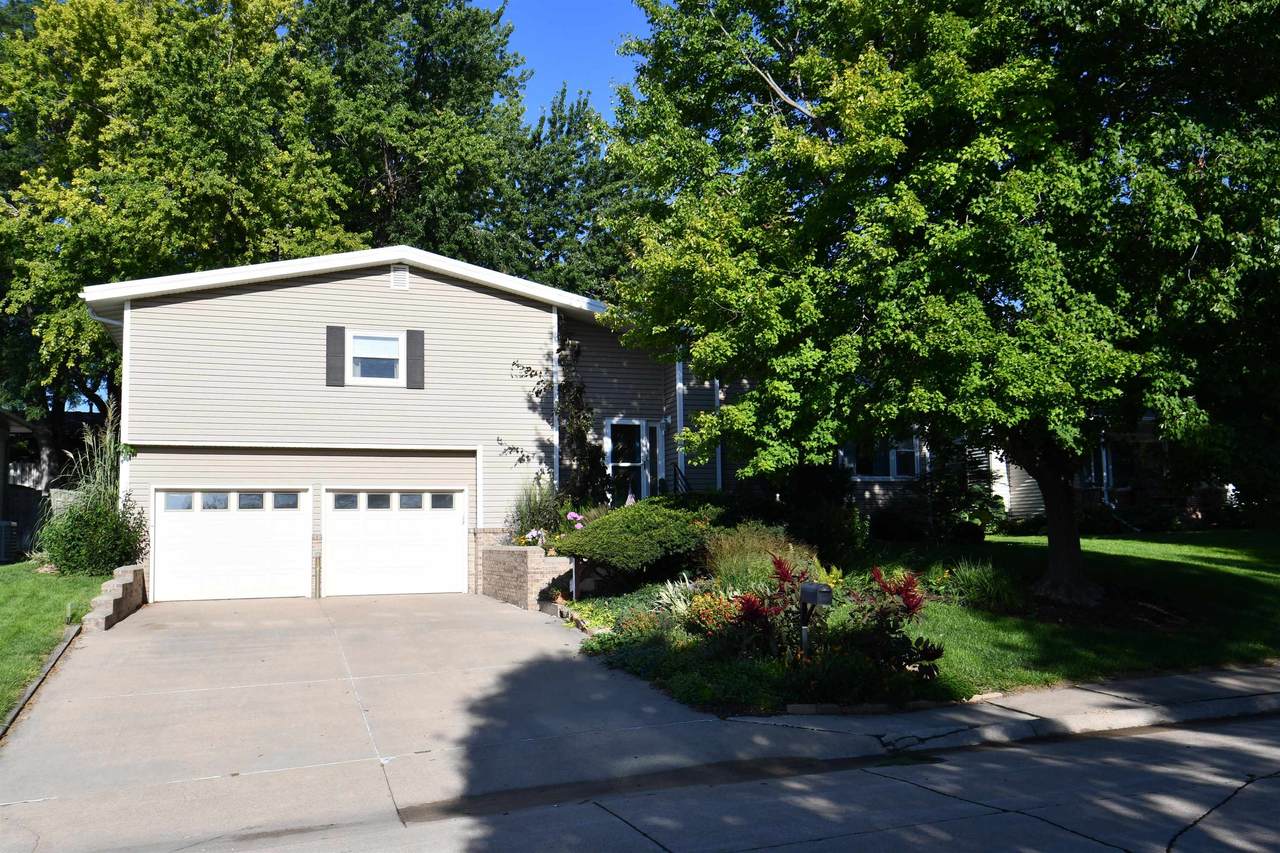 4204 Indian Road - Photo 1