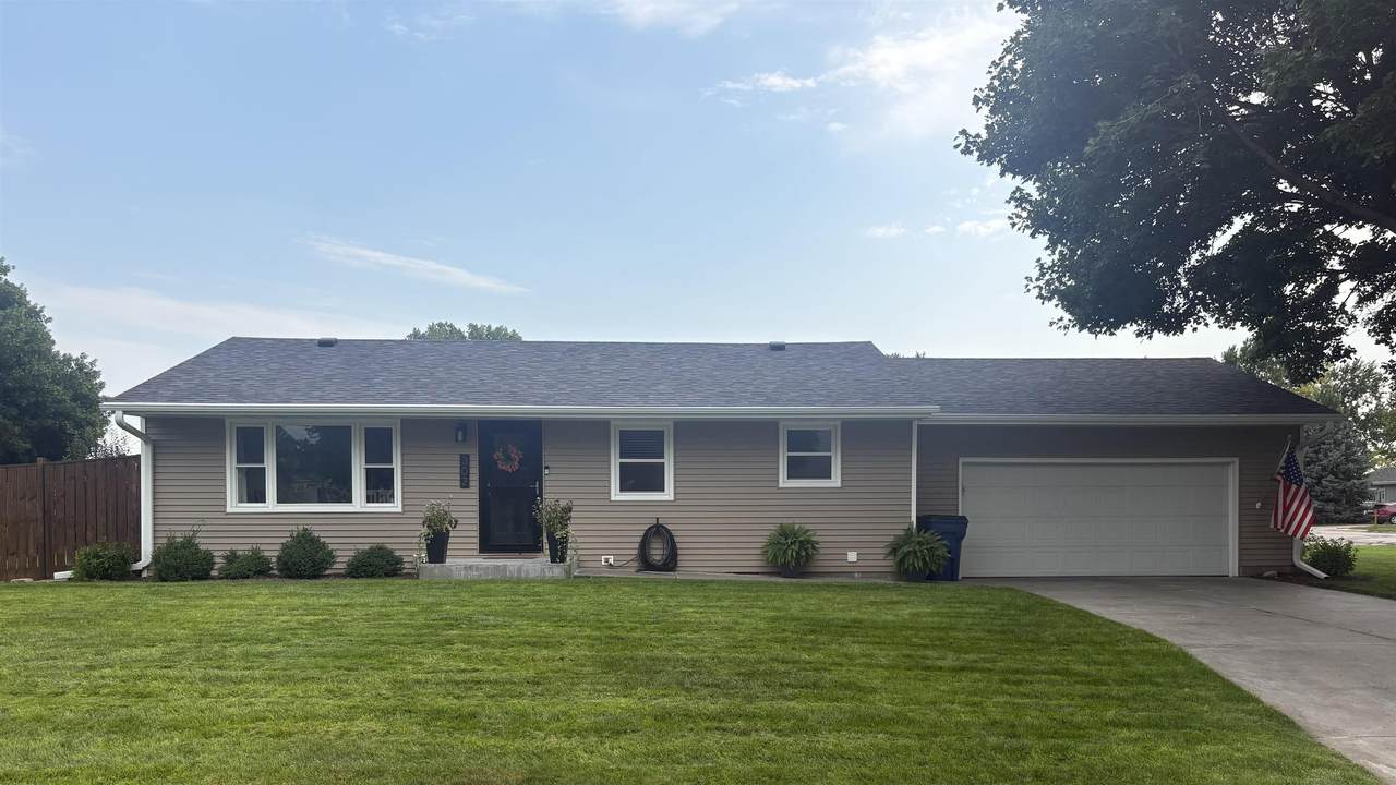 302 Randolph Street - Photo 1