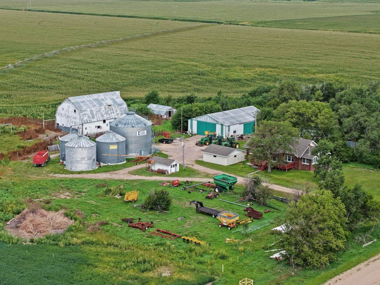 371 38 Road - Photo 1