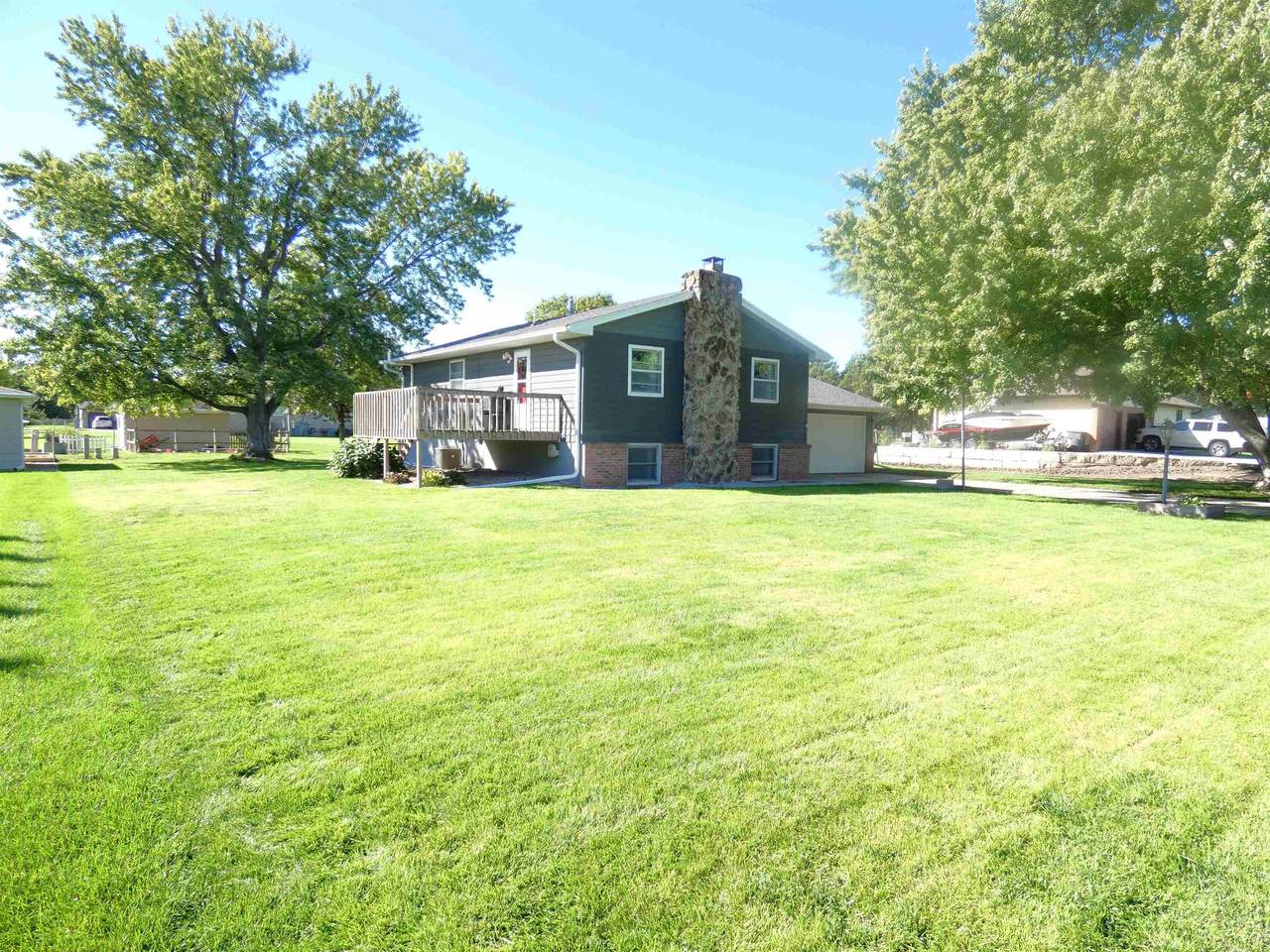8 Maple Drive - Photo 1