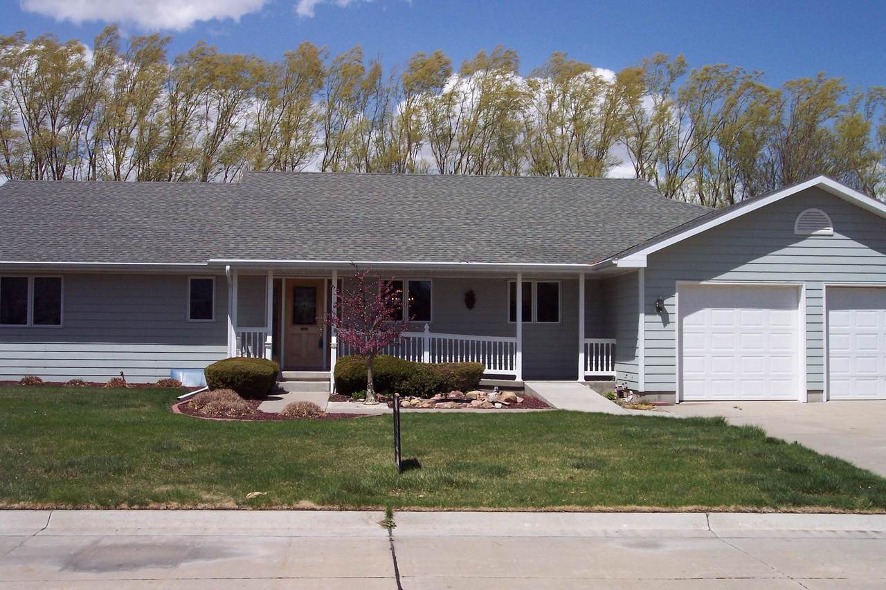 140 Crooked Creek Circle - Photo 1