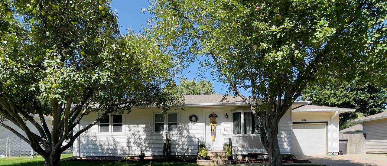 212 Paul Street - Photo 1
