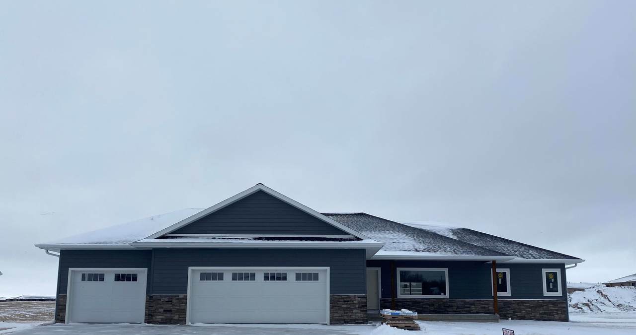 1105 50th Street - Photo 1