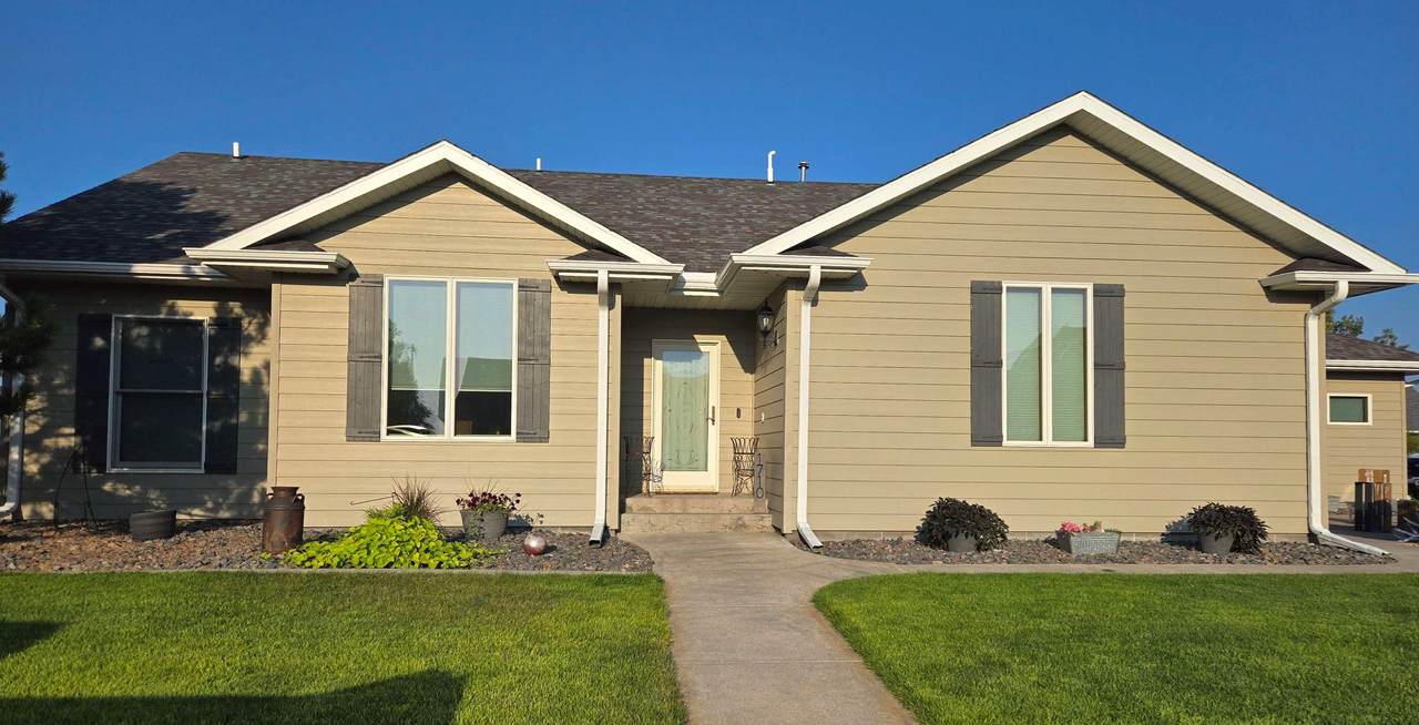 1710 B Street - Photo 1