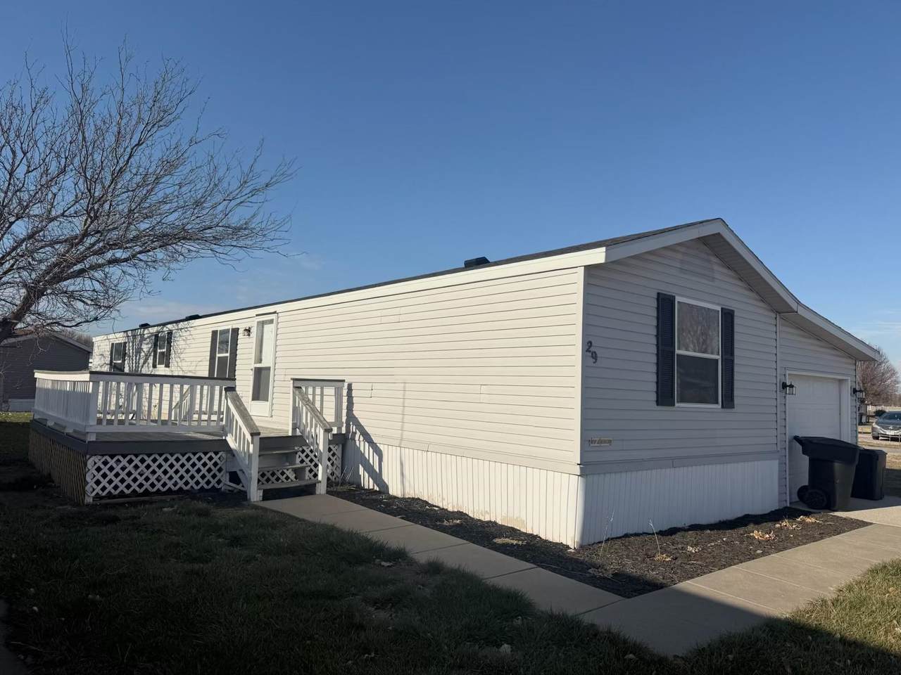 29 Sara Drive - Photo 1