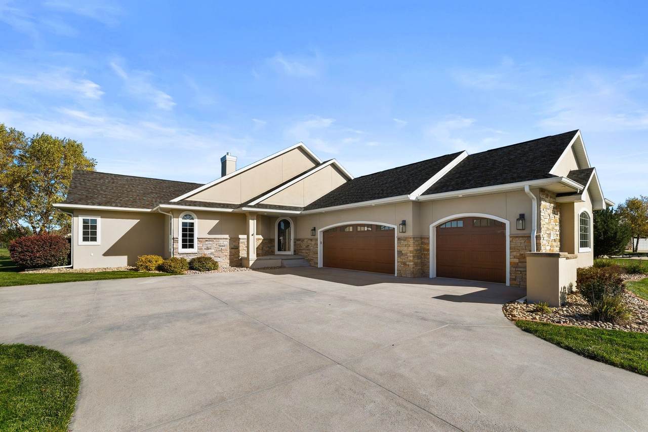 508 Quail Circle - Photo 1