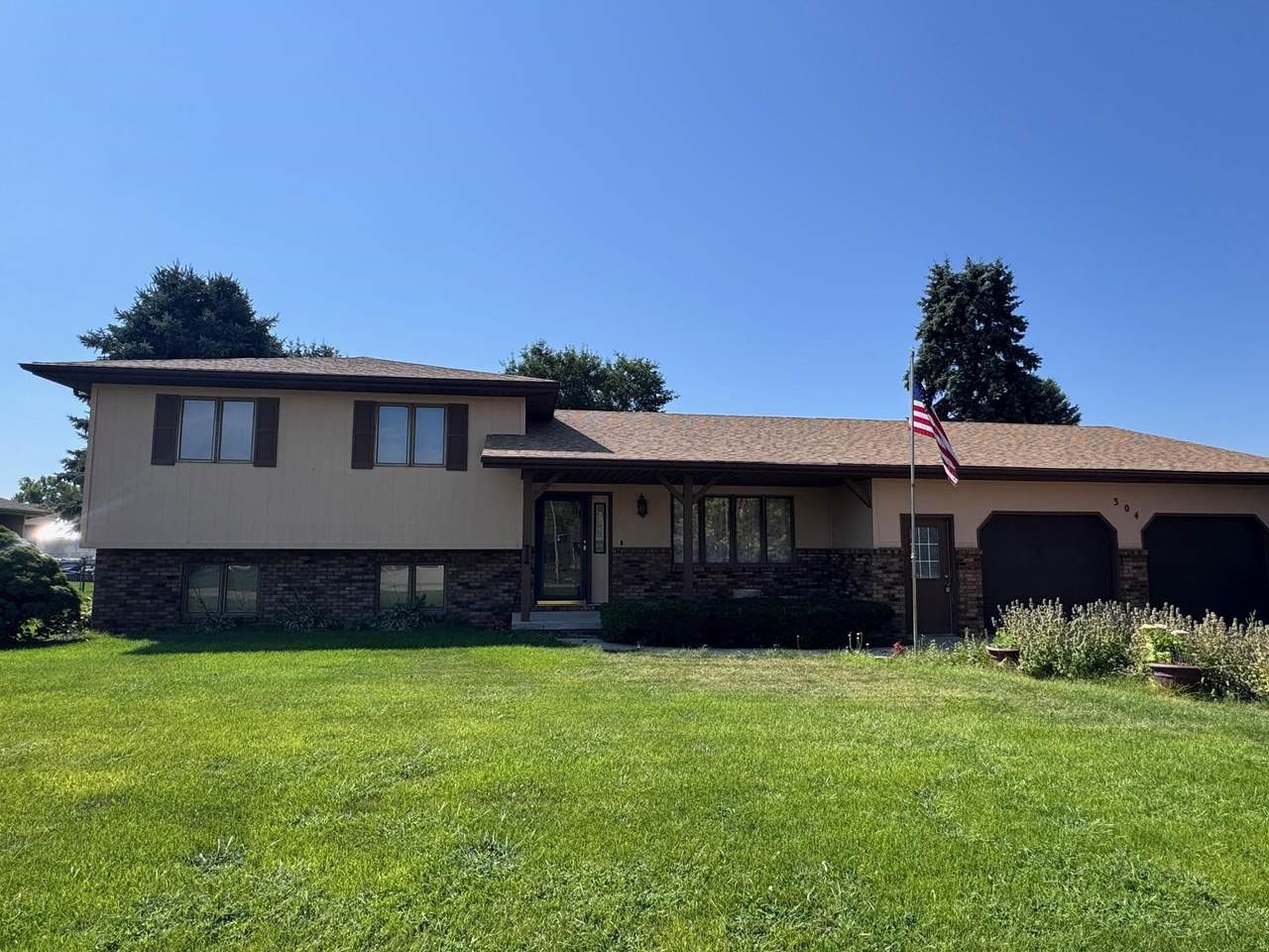 304 Cherokee Road - Photo 1