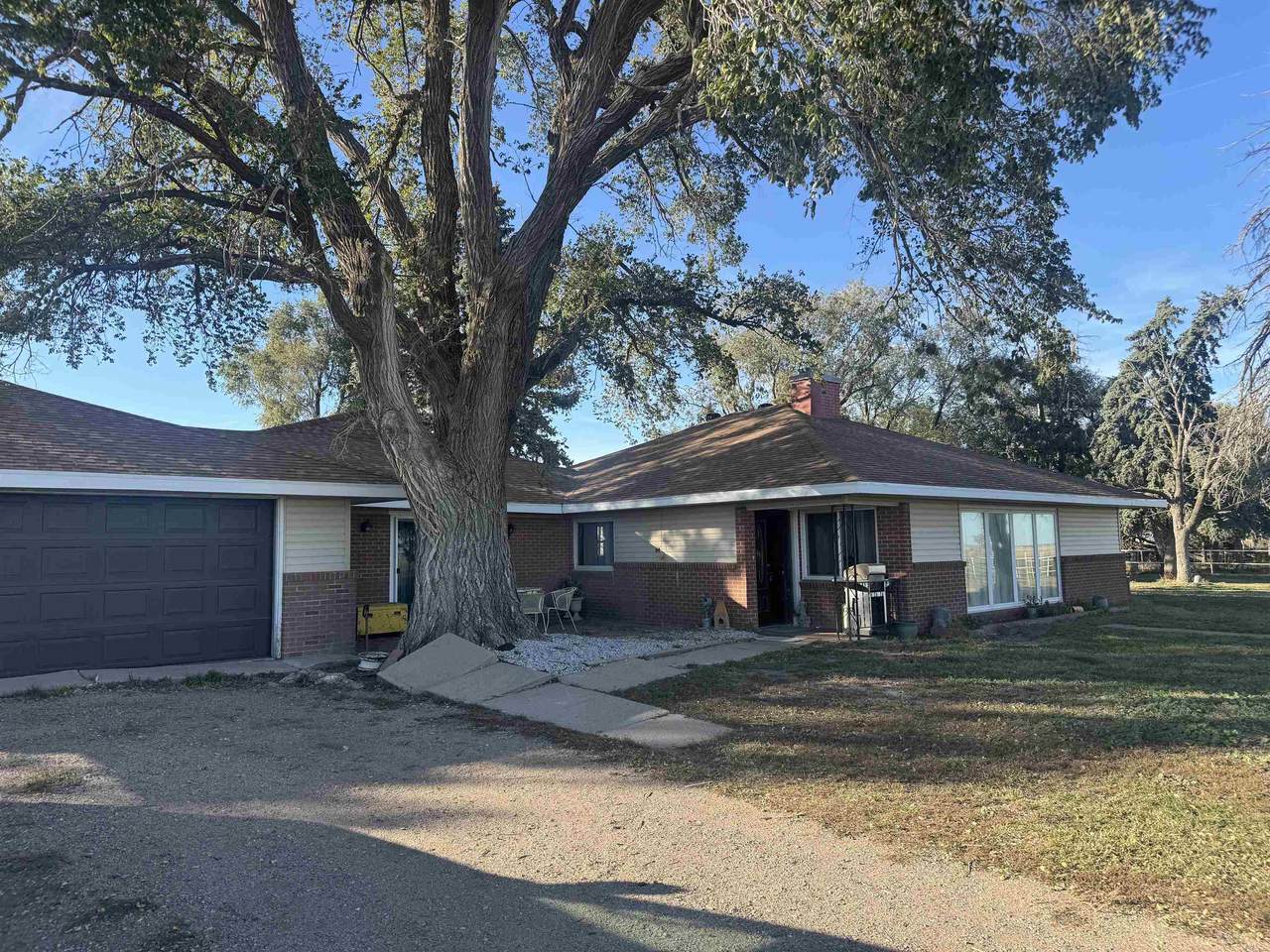 73803 Highway 183 - Photo 1