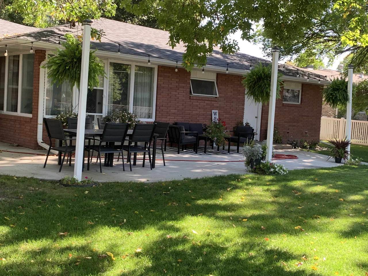 1907 Plum Creek Lane - Photo 1